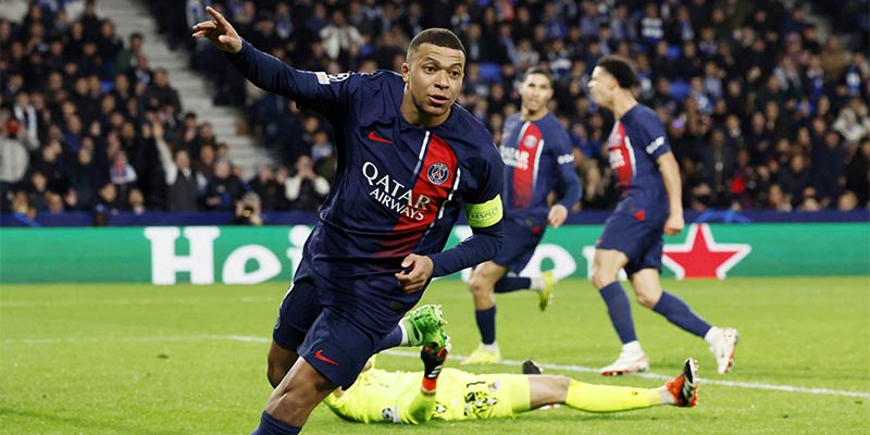 Kylian Mbappé - Tiền Đạo Siêu Sao Hiếm Có Của Thế Kỷ 21 5 Kylian Mbappé đã chơi cho PSG trong tổng cộng 7 mùa bóng